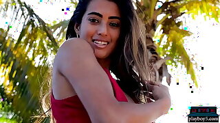 Diminutive latina teen Katherinne Sofia solo striptease for Sheik outdoor